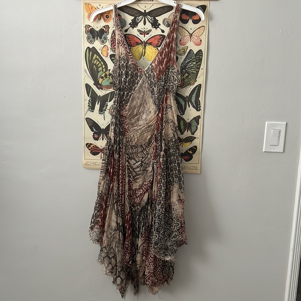 Biya by Johnny was dress